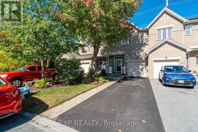 441 Foxhall Way in Ottawa, ON - Building Photo - Building Photo