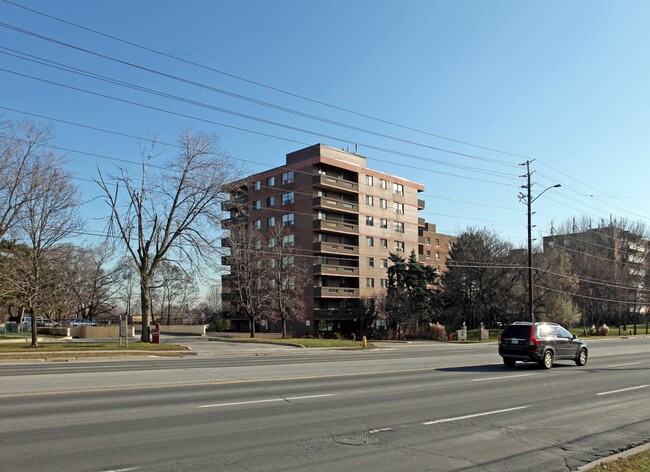 Crystal Place in Markham, ON - Building Photo - Primary Photo