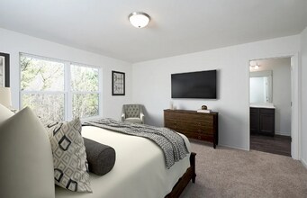 321 Winton Wy in Villa Rica, GA - Building Photo - Building Photo