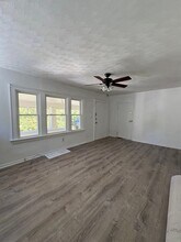 844 Lawton St in Akron, OH - Building Photo - Building Photo