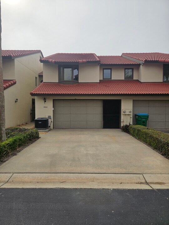2966 Oceans Trace in Daytona Beach, FL - Building Photo