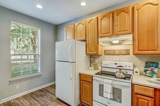 1486 Landau Rd in Jacksonville, FL - Foto de edificio - Building Photo