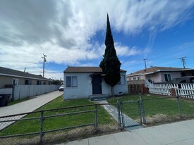 3551 Denver Ave in Long Beach, CA - Building Photo