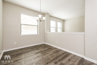 4592 Sandhurst St in Kissimmee, FL - Foto de edificio - Building Photo