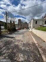 9 N Church St in Mohnton, PA - Building Photo