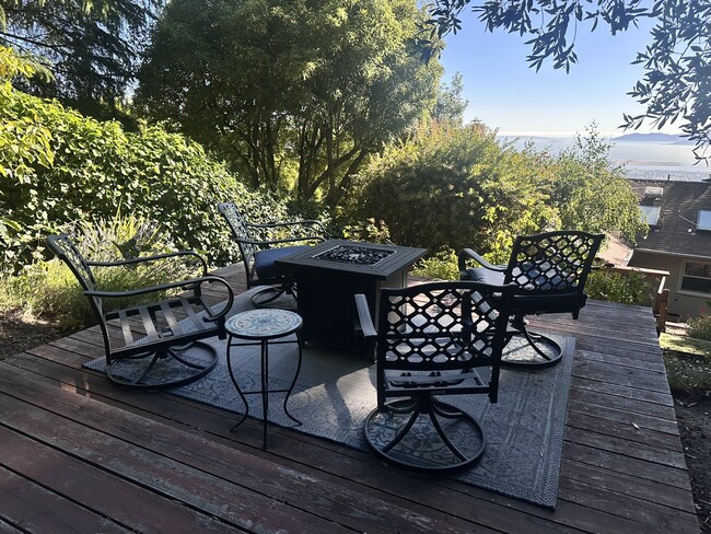 1269 Grizzly Peak Blvd in Berkeley, CA - Building Photo - Building Photo