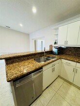 19721 NW 52nd Ct in Miami Gardens, FL - Building Photo - Building Photo