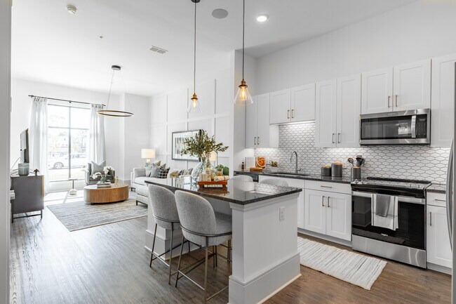 Heights at Millcroft in Sugar Hill, GA - Building Photo - Interior Photo