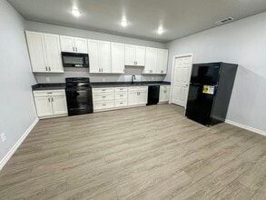 11635 TX-36 in Jonesboro, TX - Building Photo - Building Photo