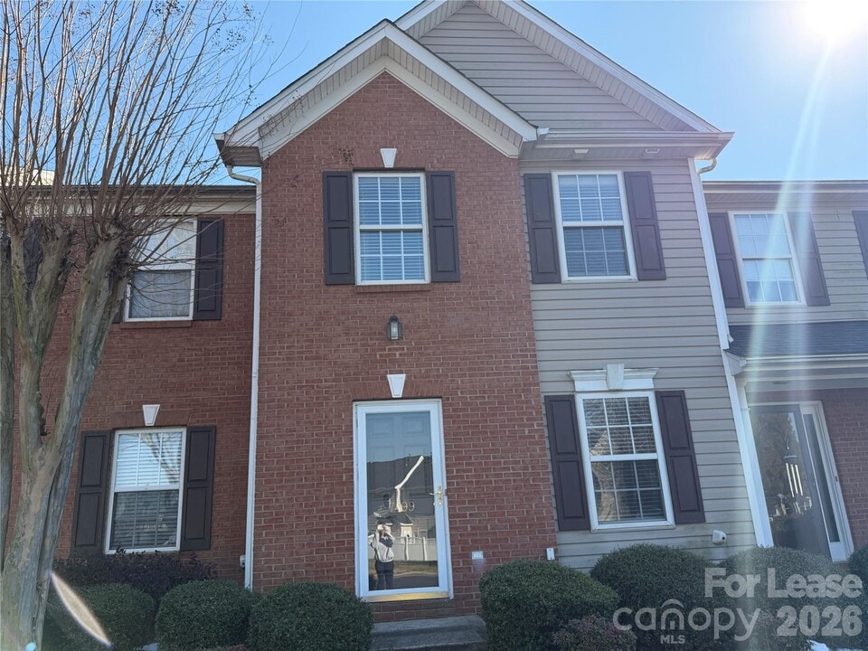 7499 Bluff Point Ln in Denver, NC - Building Photo