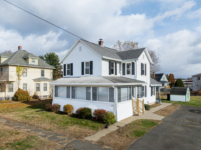 3 Ellsworth St in Westfield, MA - Building Photo
