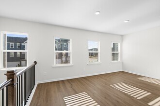 2136 Grouse Ski Cir in Apex, NC - Building Photo - Building Photo