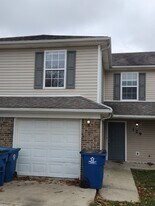 129 Karen Ct in Shelbyville, KY - Building Photo