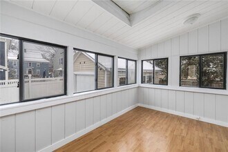 10 Broad St in Warren, RI - Building Photo - Building Photo