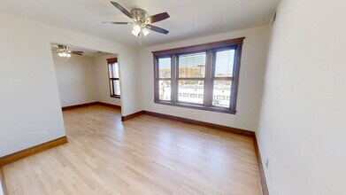 3124 N California Ave in Chicago, IL - Building Photo - Building Photo