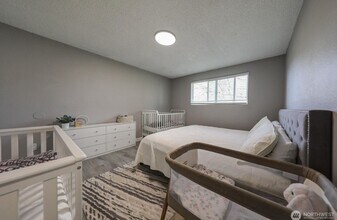 10617-10617 10th Ave Ct S in Tacoma, WA - Building Photo - Building Photo