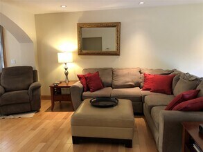 7 Louis Ln in Cortlandt, NY - Building Photo - Building Photo