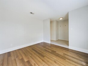 12102 Grey Rock Ln in Austin, TX - Building Photo - Building Photo