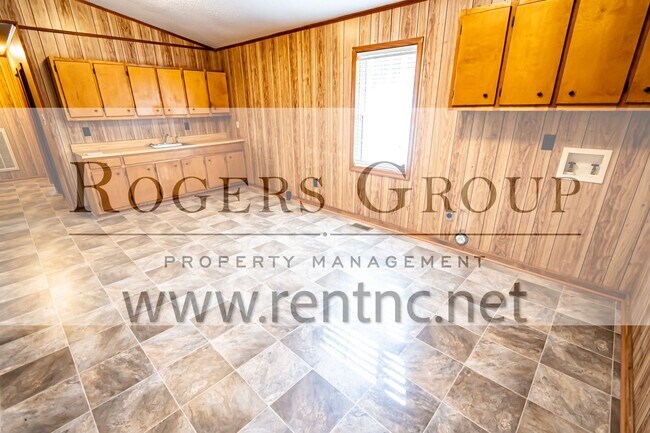 202 Mill Creek Rd in Warrenton, NC - Building Photo - Building Photo