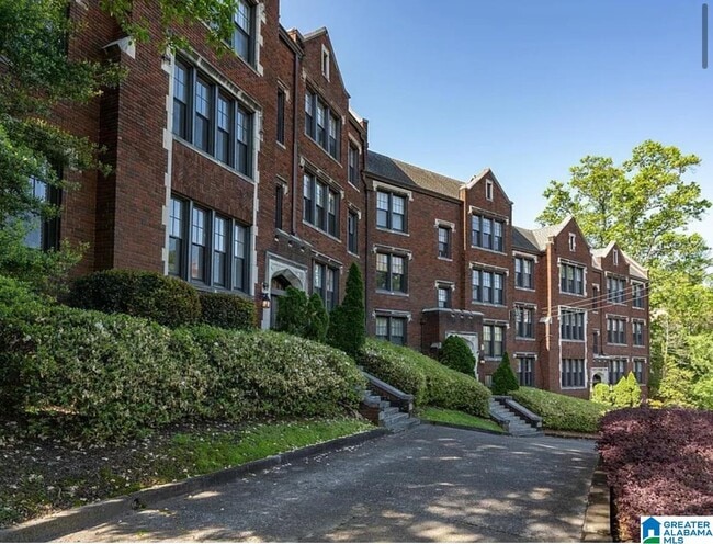 3015 Highland Ave in Birmingham, AL - Building Photo - Building Photo