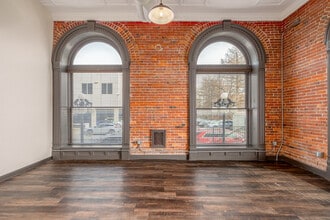 Spaghetti Works Apartments in Wichita, KS - Building Photo - Interior Photo