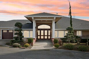 15541 Bradshaw Rd in Mount Vernon, WA - Building Photo