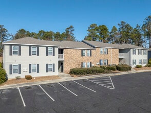 Campus Side Apartments in Augusta, GA - Foto de edificio - Building Photo