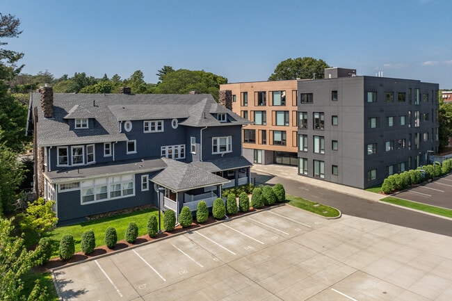 Whitney Modern in New Haven, CT - Building Photo - Building Photo