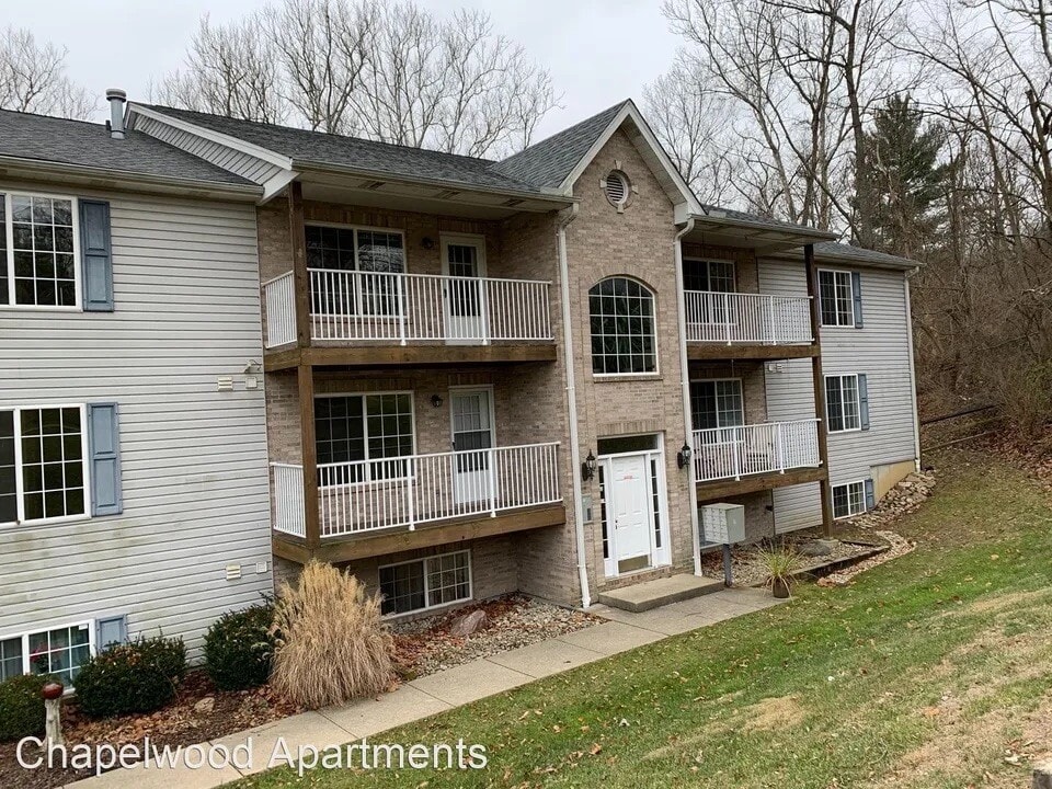 1005 Valley View Ln in Loveland, OH - Foto de edificio