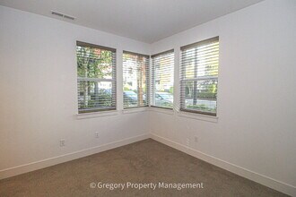 9631A NE 183rd St in Bothell, WA - Building Photo - Building Photo