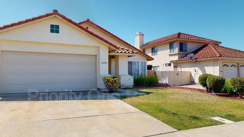 12441 Kestrel St in San Diego, CA - Building Photo