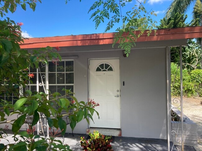 1701 NW 8th Ave in Fort Lauderdale, FL - Building Photo - Building Photo