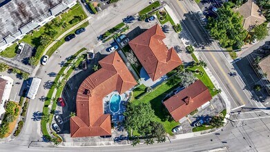 431 W Camino Real in Boca Raton, FL - Building Photo - Building Photo