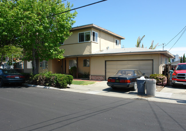 154 N Grant St in San Mateo, CA - Foto de edificio - Building Photo