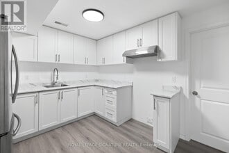 39 Oshea Crescent in Ajax, ON - Building Photo - Building Photo