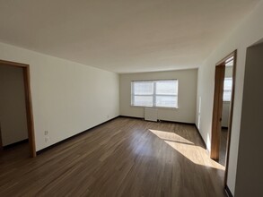 Huntington Ave Apartments in St. Louis Park, MN - Building Photo - Building Photo