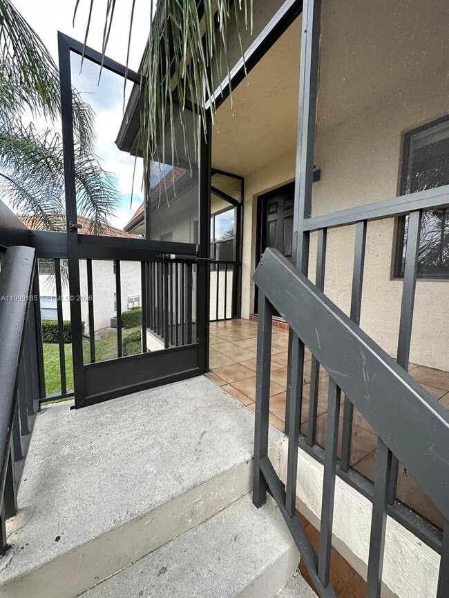 7137 Golf Colony Ct in Greenacres, FL - Building Photo - Building Photo