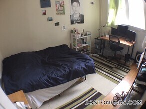 66 Egmont St in Brookline, MA - Foto de edificio - Building Photo