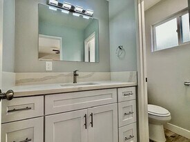1018 Mission Dr in Costa Mesa, CA - Building Photo