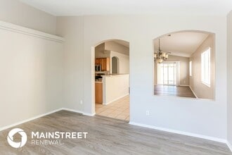 9016 W Pinchot Ave in Phoenix, AZ - Foto de edificio - Building Photo