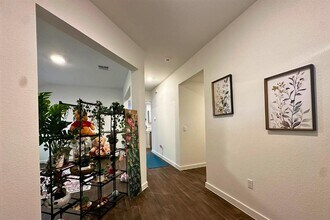 106 Canadian River Trl in Hutto, TX - Building Photo - Building Photo
