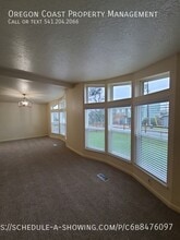 7020 Glen Ave in Gleneden Beach, OR - Building Photo - Building Photo