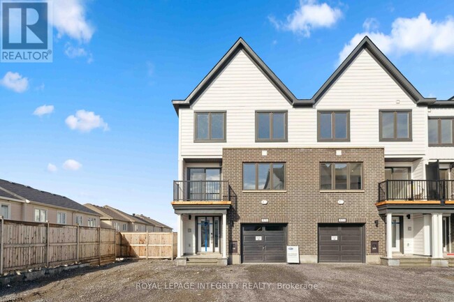 property at 571 Woven Pvt