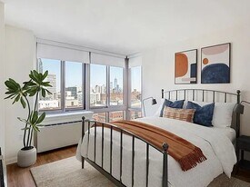 176 Johnson St, Unit 12Z in Brooklyn, NY - Building Photo