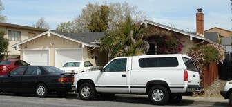 34784 Perry Rd in Union City, CA - Building Photo