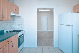 4000 Bergenline Ave in Union City, NJ - Building Photo - Building Photo