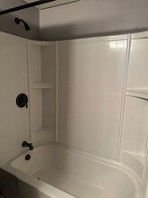 4 Linda Cir in Shrewsbury, MA - Building Photo - Building Photo