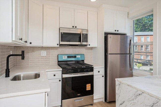 192 Grand St in Croton-on-Hudson, NY - Building Photo - Building Photo