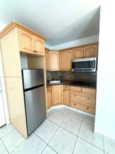 8420 Byron Ave in Miami Beach, FL - Building Photo - Building Photo