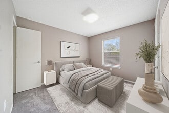 Coffee Creek Apartments in Edmond, OK - Building Photo - Building Photo